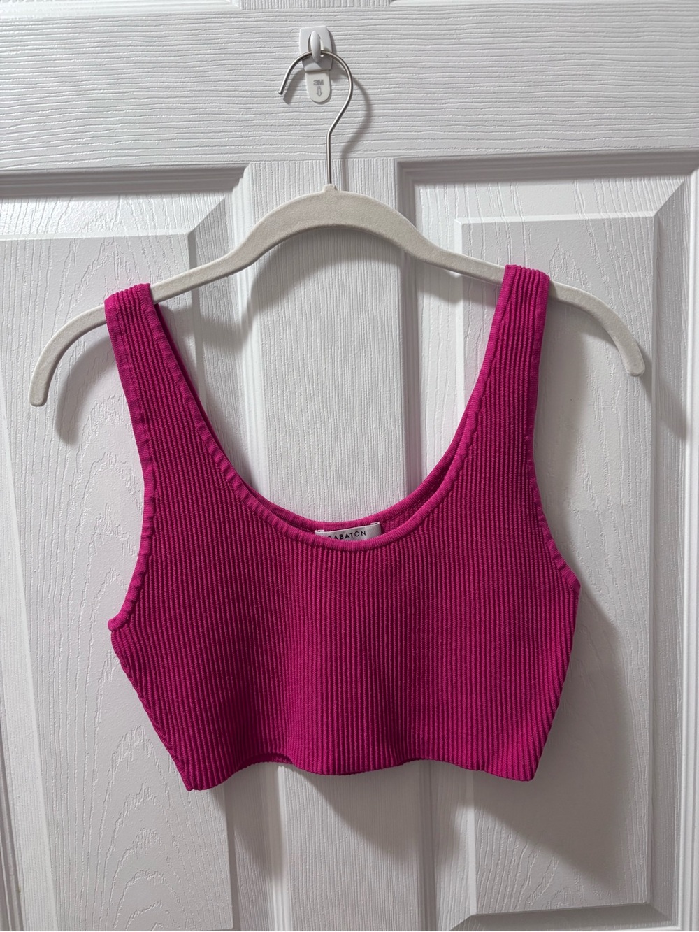Aritzia Babaton Sculpt Pink Crop Tank